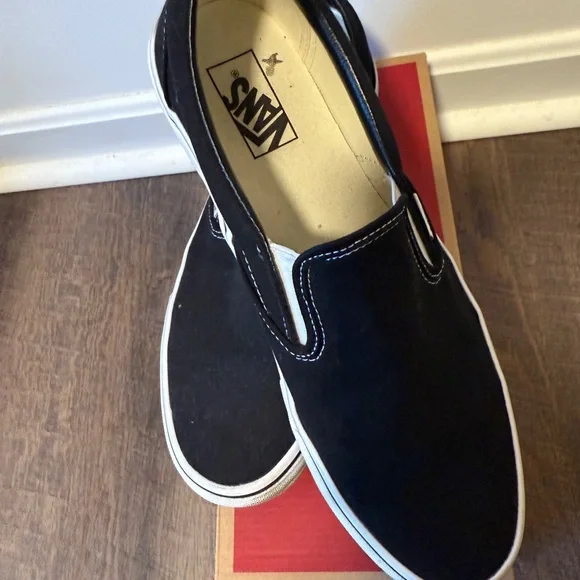 Vans Black Classic Slip-On Shoes - Picture 4 of 4